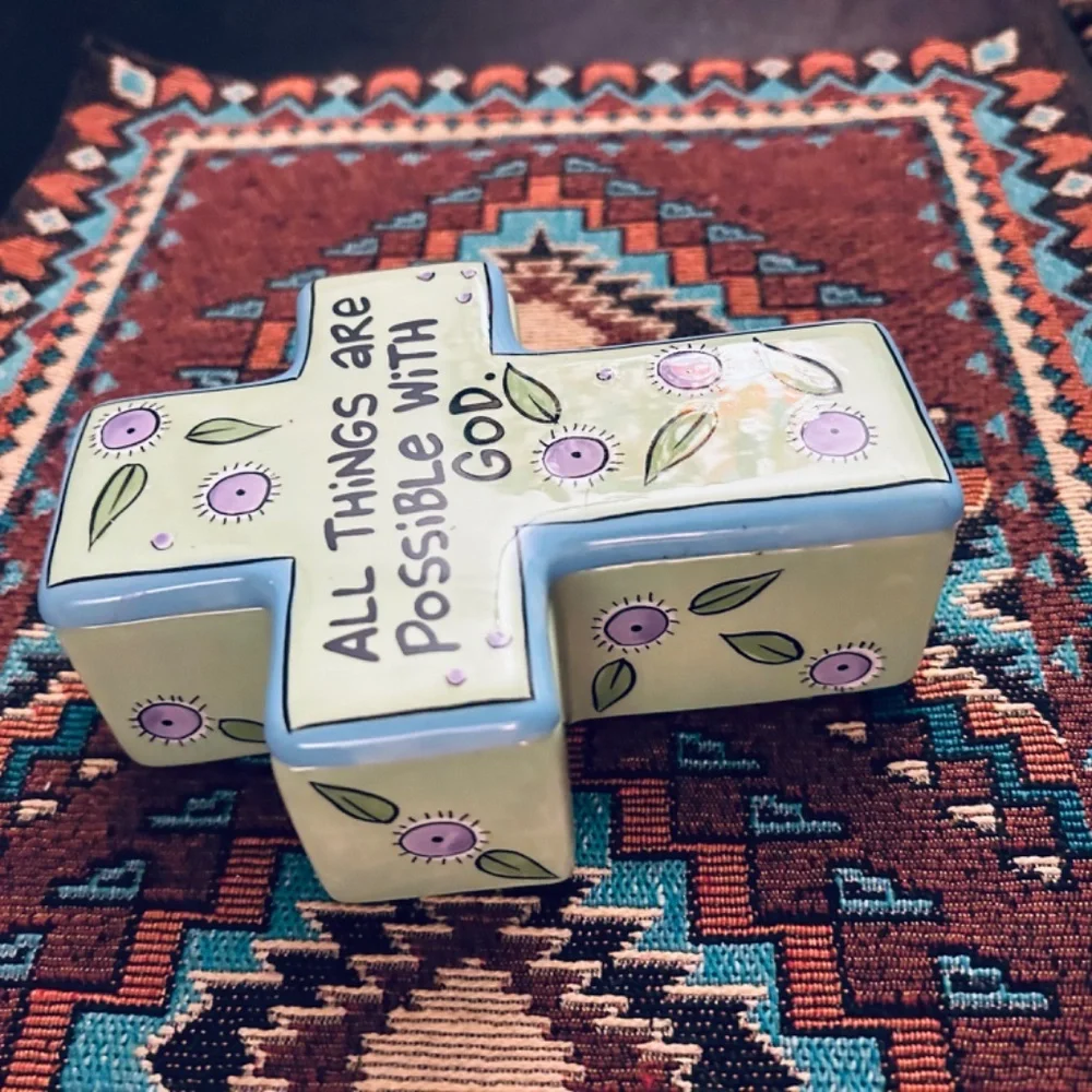 Louise Veasay Our Name Is Mud Ceramic Cross Box Painted All Things Are Possible - Picture 3 of 4